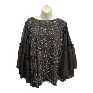Robert Louis Black and White Oversized Blouse with 3/4 Ruffled Sleeves. Size XL
